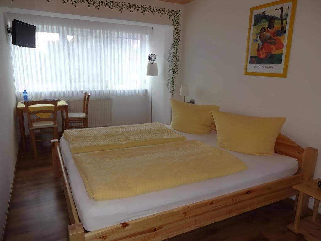 鲁斯特 Gastehaus Gluck Wir Haben Immer Eintrittskarten Fur Den Europa-Park Fur Sie!酒店 外观 照片